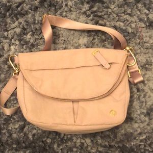 Lululemon festival bag